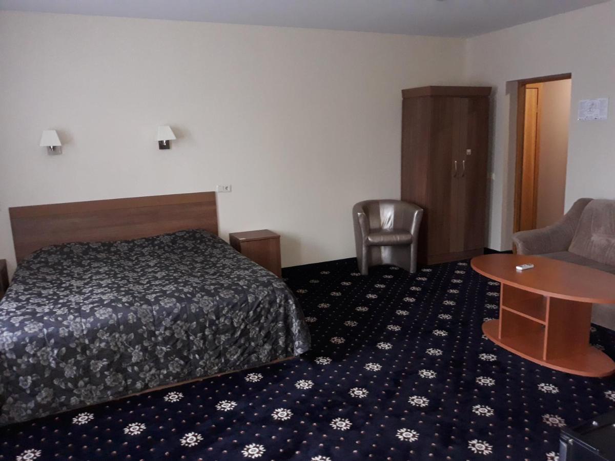 Hotel Felicia Riga Ngoại thất bức ảnh