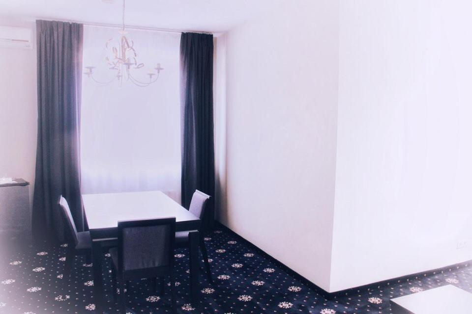 Hotel Felicia Riga Ngoại thất bức ảnh