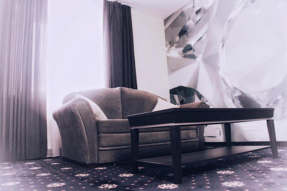 Hotel Felicia Riga Ngoại thất bức ảnh